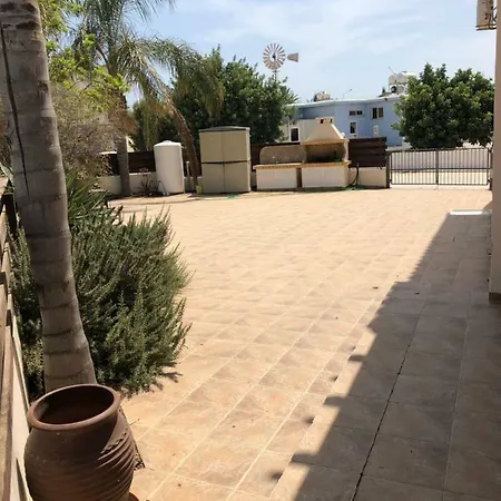 Papantoniou Villas, House No 15 Hébergement de vacances Protaras
